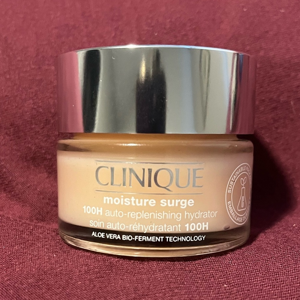 NWOB Clinique Moisture Surge